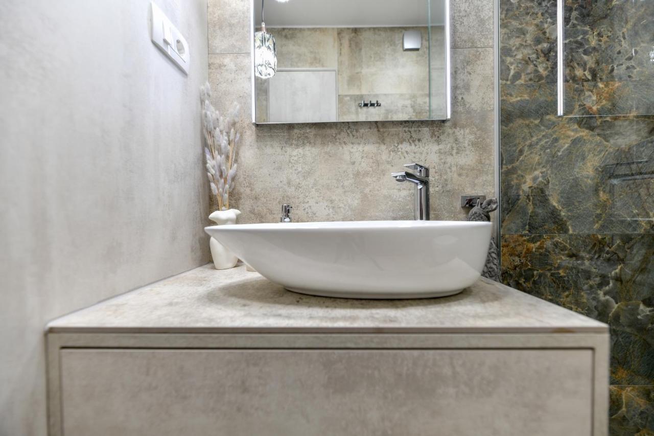 Brand New Apartment "Libra" Zara Esterno foto